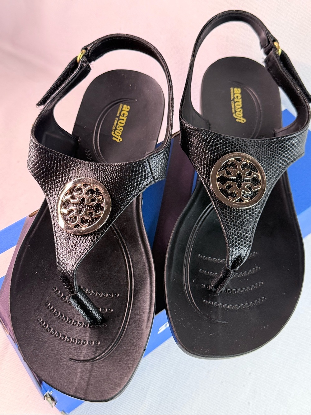 AEROSOLES Black Toe-Post Sandals with Decorative Gold Medallion